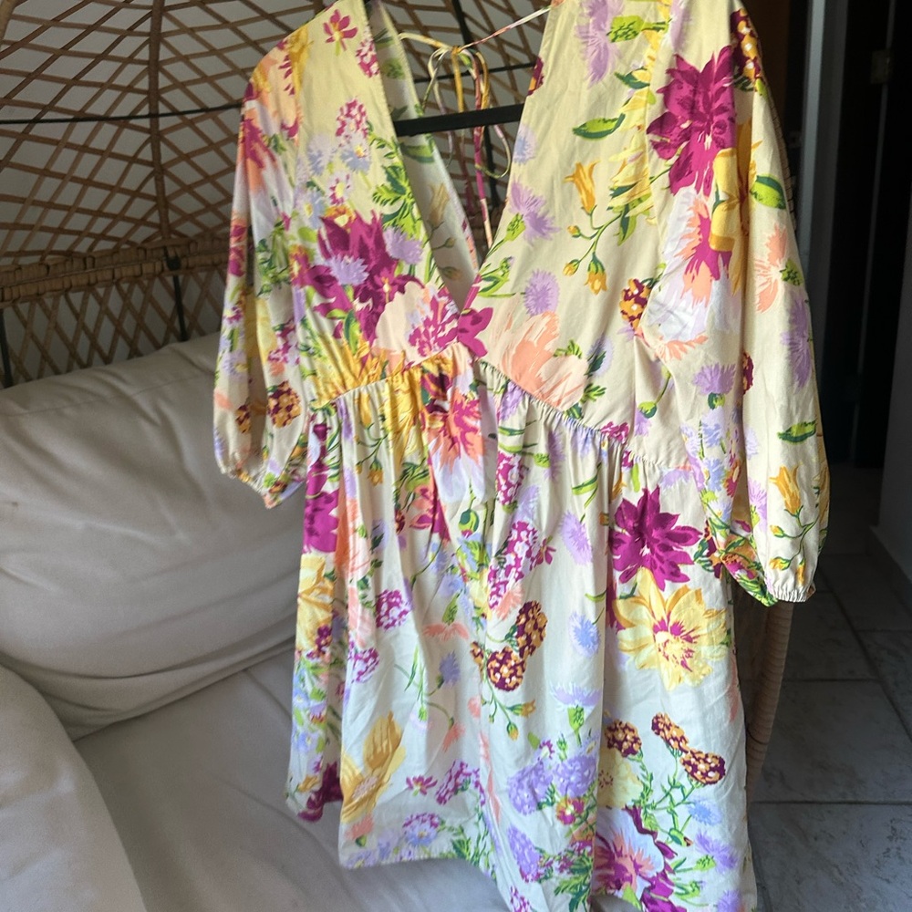 H&M Multicolor Floral Mini Dress